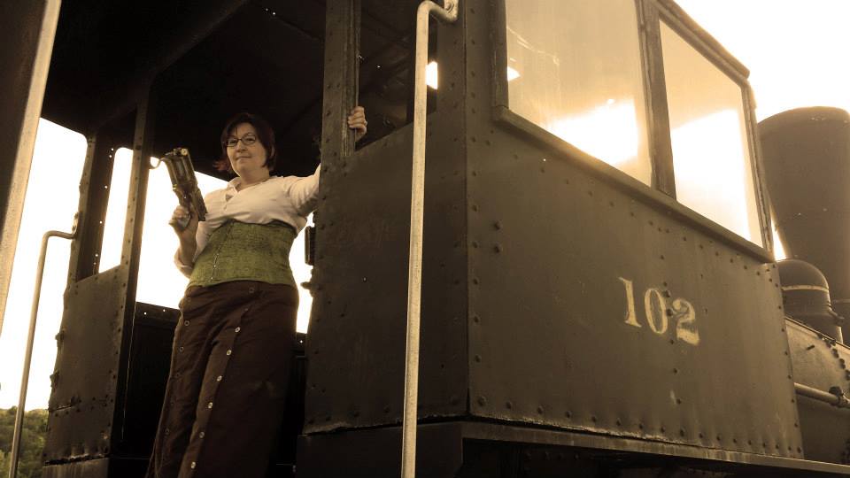 Elia Winters Talks Conventions and Corsetry